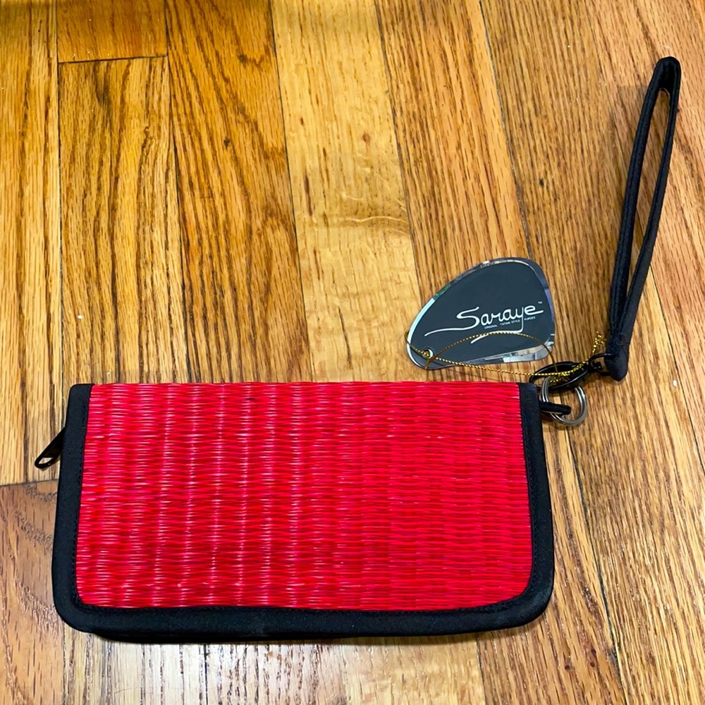 NWT Zippered wallet wristlet